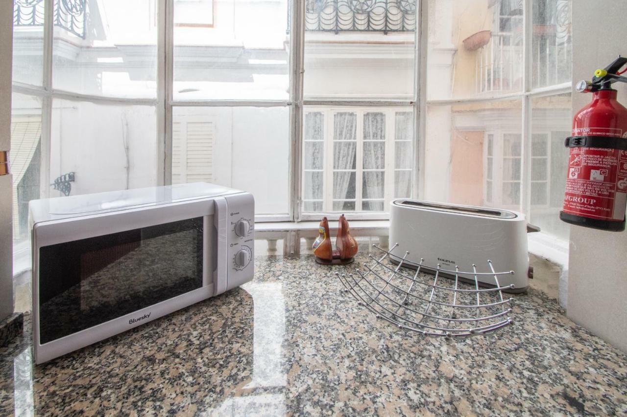 Apartamento Del Arqueologo De Cadiz Ngoại thất bức ảnh